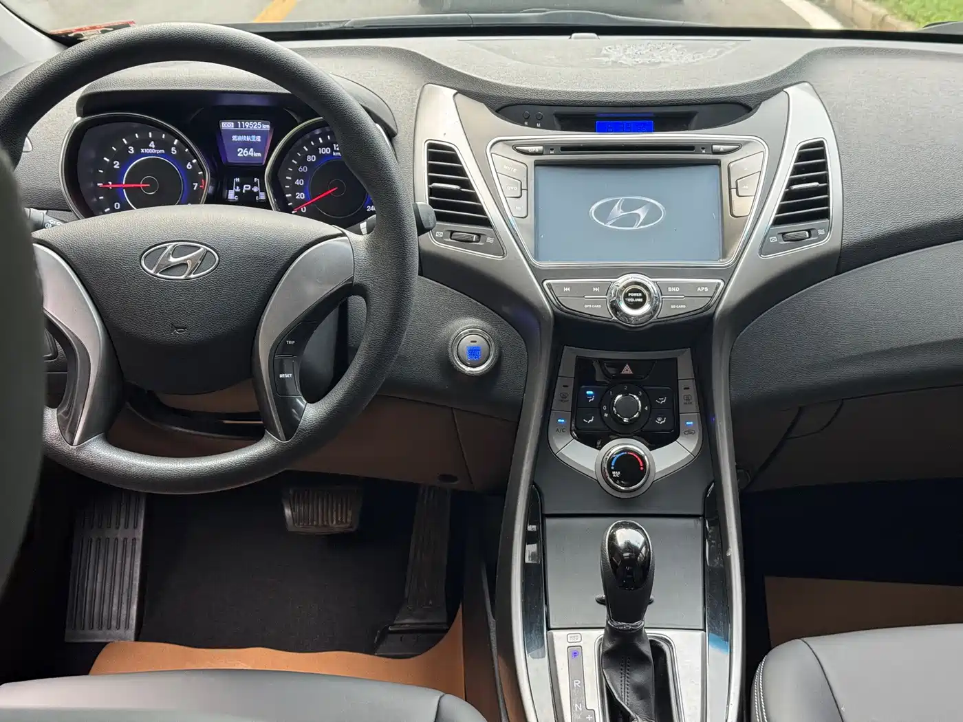 Hyundai Langdong 2013 2012 1.6L Automatic Leading