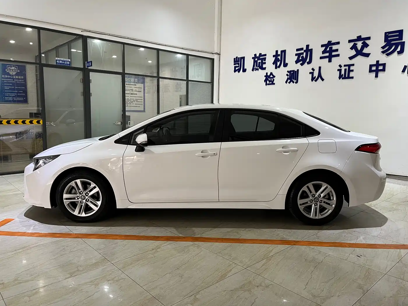 Toyota Levin 2022 Facelift TNGA 1.5L CVT Progressive Edition фото 7
