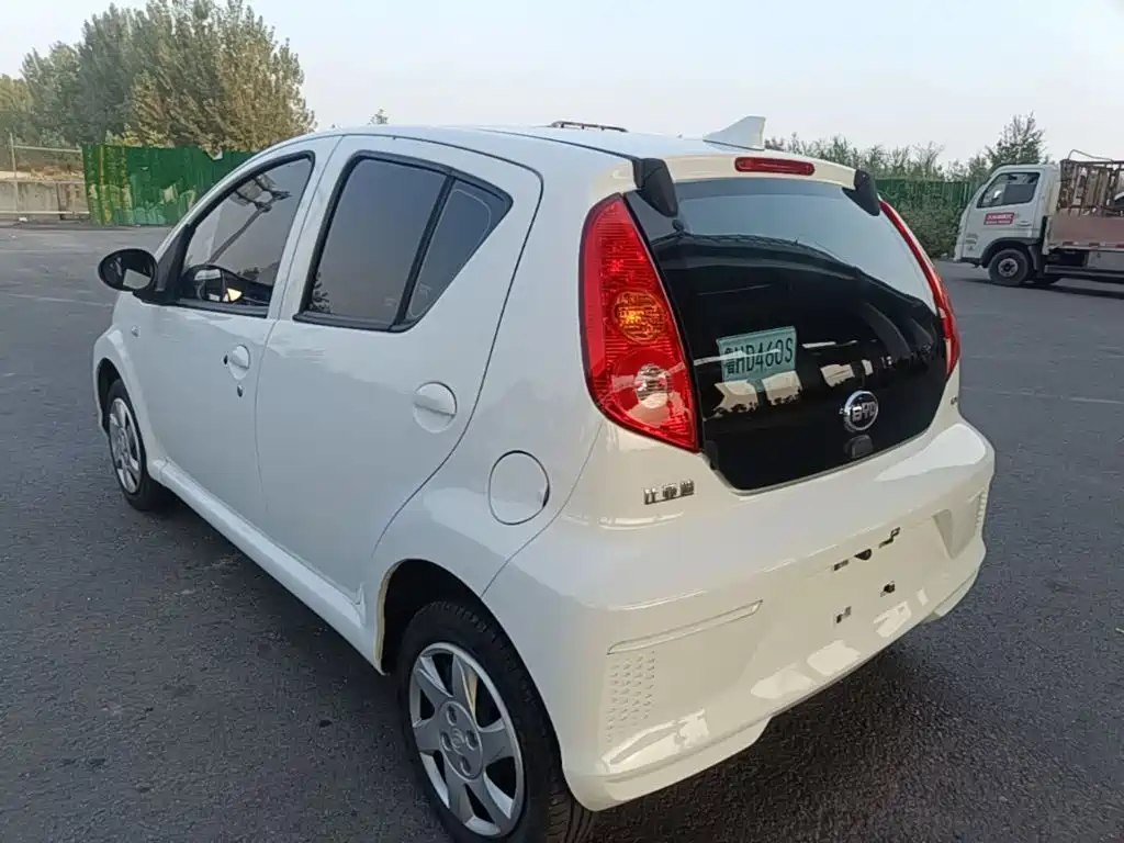 BYD e1 2020 2019 Joy Edition