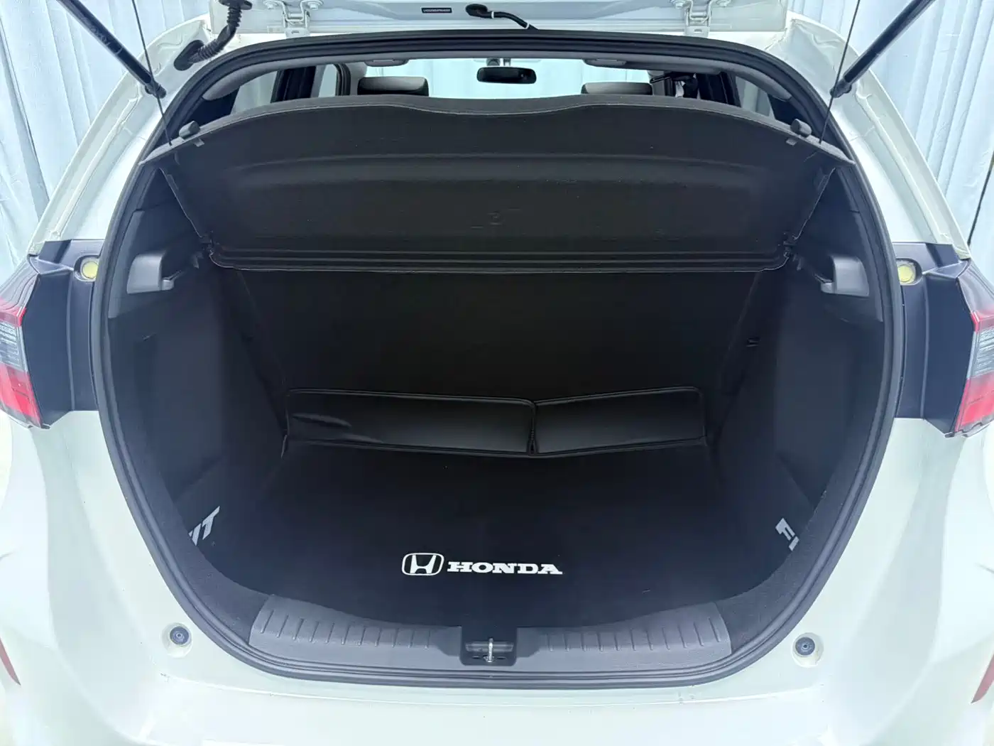 Honda Fit 2023 2022 1.5L CVT Trend Sunroof Edition