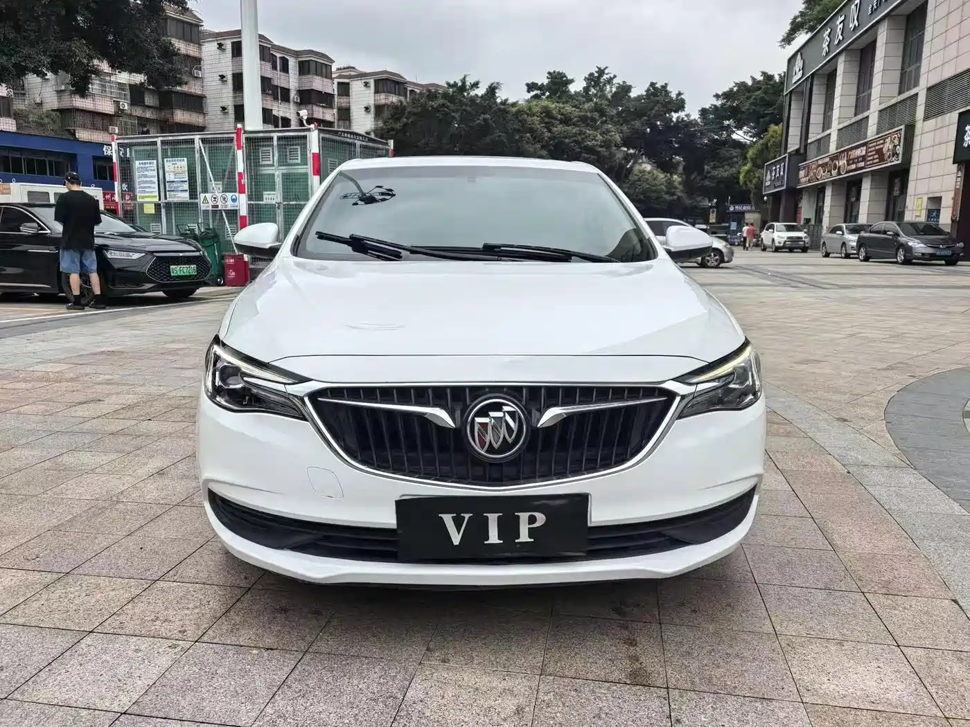 Фото 2 - Buick Excelle
