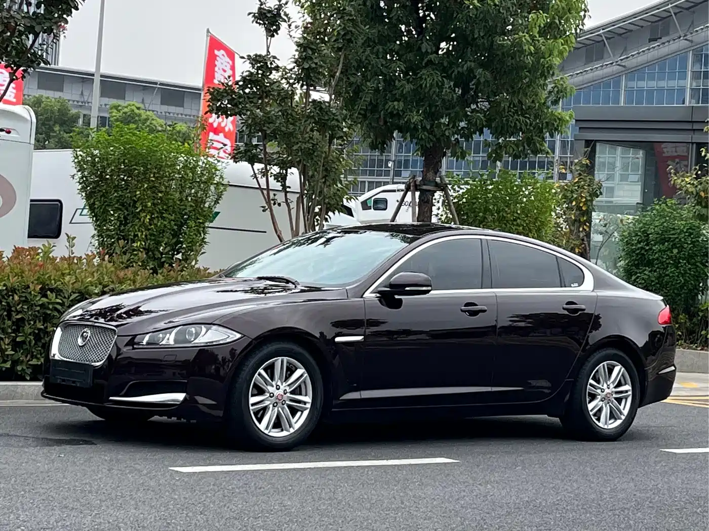 Jaguar XF 2015 2015 XF 2.0T Style Edition
