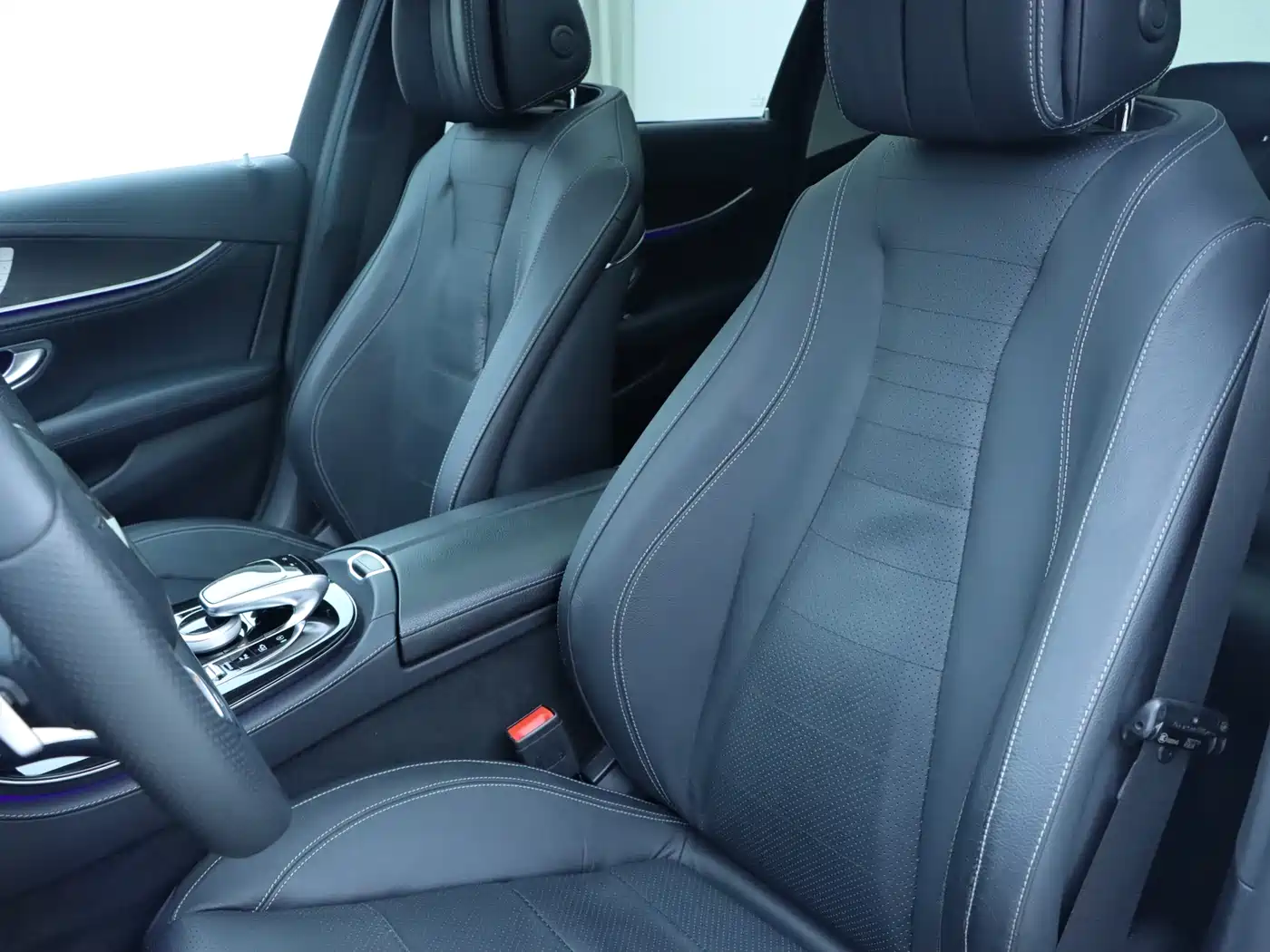 Mercedes-Benz E-Class 2017 E 320 L Sport 4MATIC фото 7
