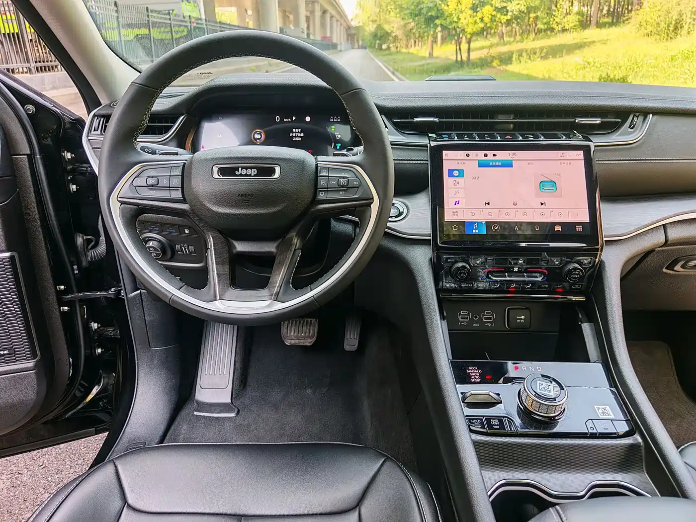 Jeep Grand Cherokee 4xe (Import) 2024 4xe Summit Edition фото 7