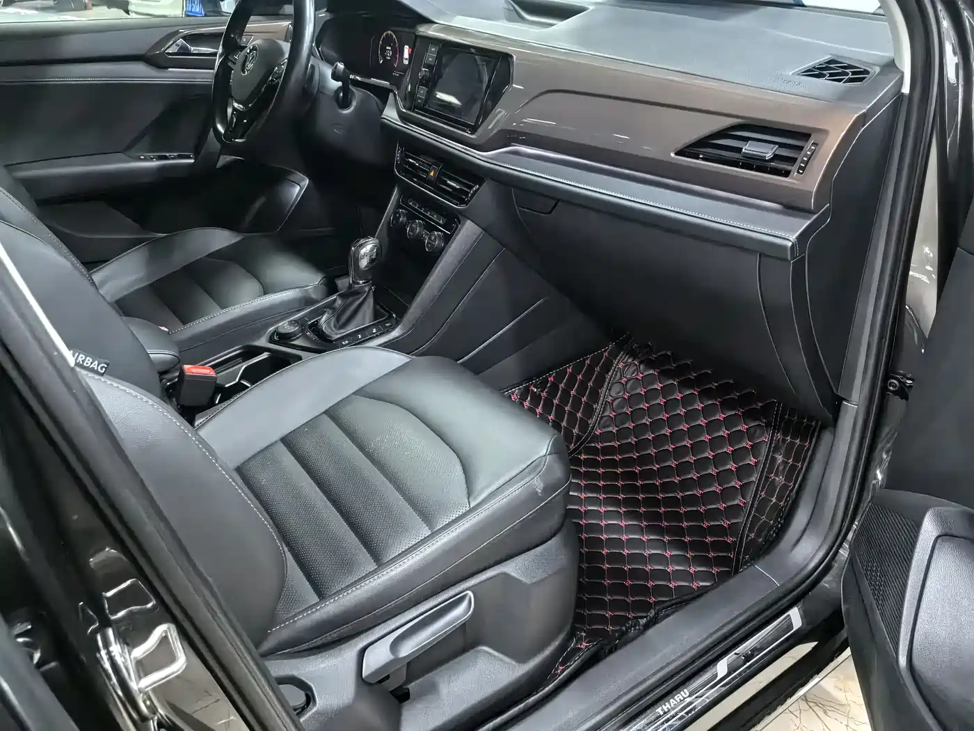 Volkswagen Tharu 2019 Model 330TSI 4WD Flagship Edition China VI фото 11