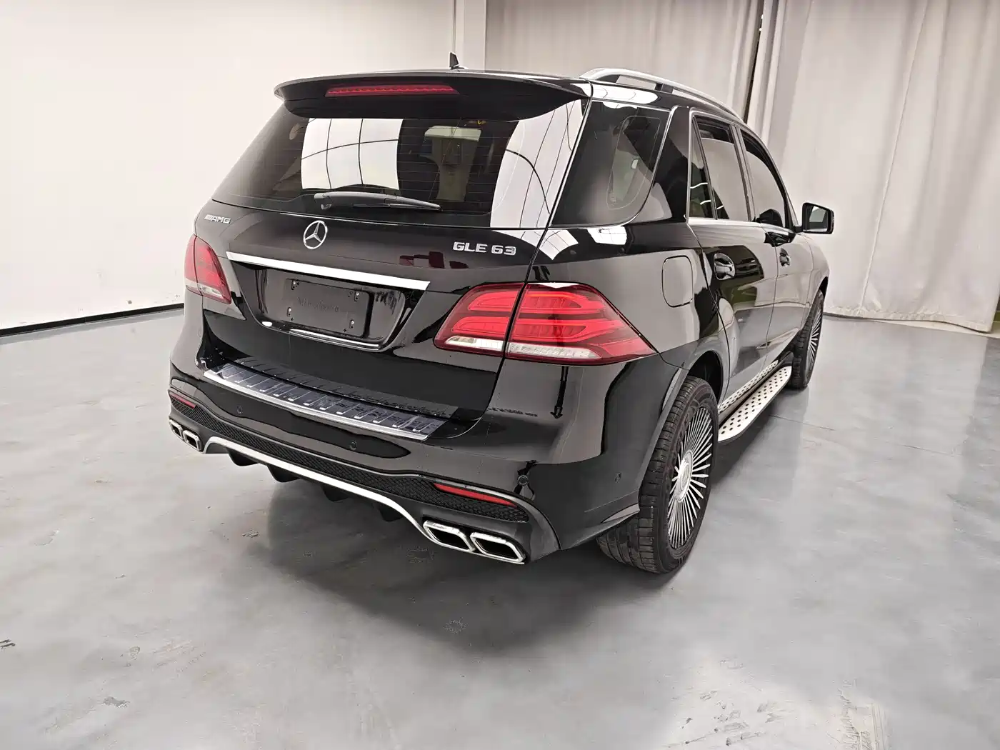 Mercedes-Benz GLE 2019 GLE 320 4MATIC Luxury Collector's Edition фото 12