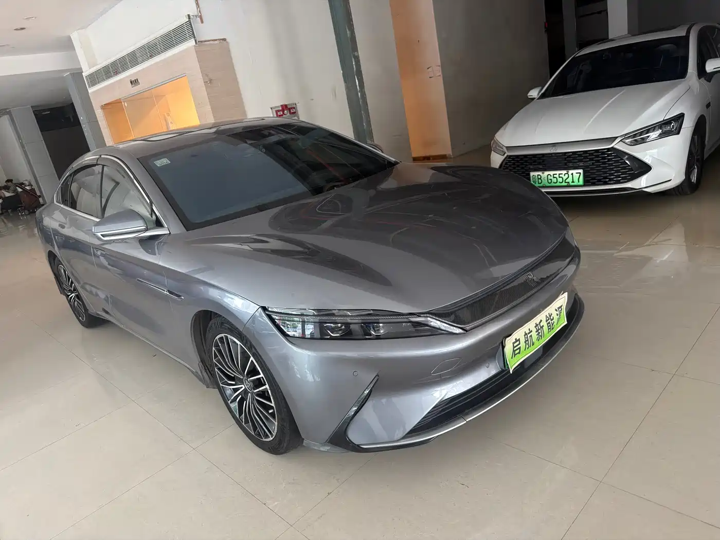 Фото 3 - BYD Han