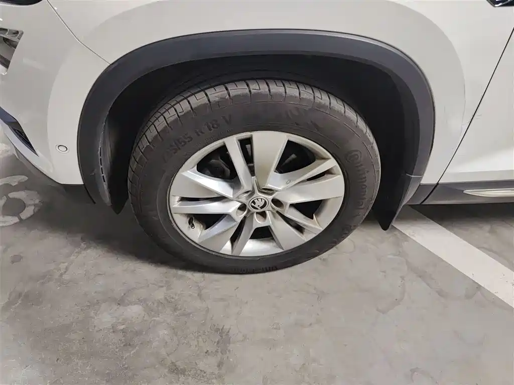 Škoda Kodiaq 2022 2020 TSI330 5-Seater 2WD Luxury Premium Edition