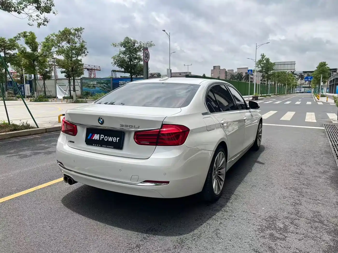 Фото 9 - BMW 3 Series
