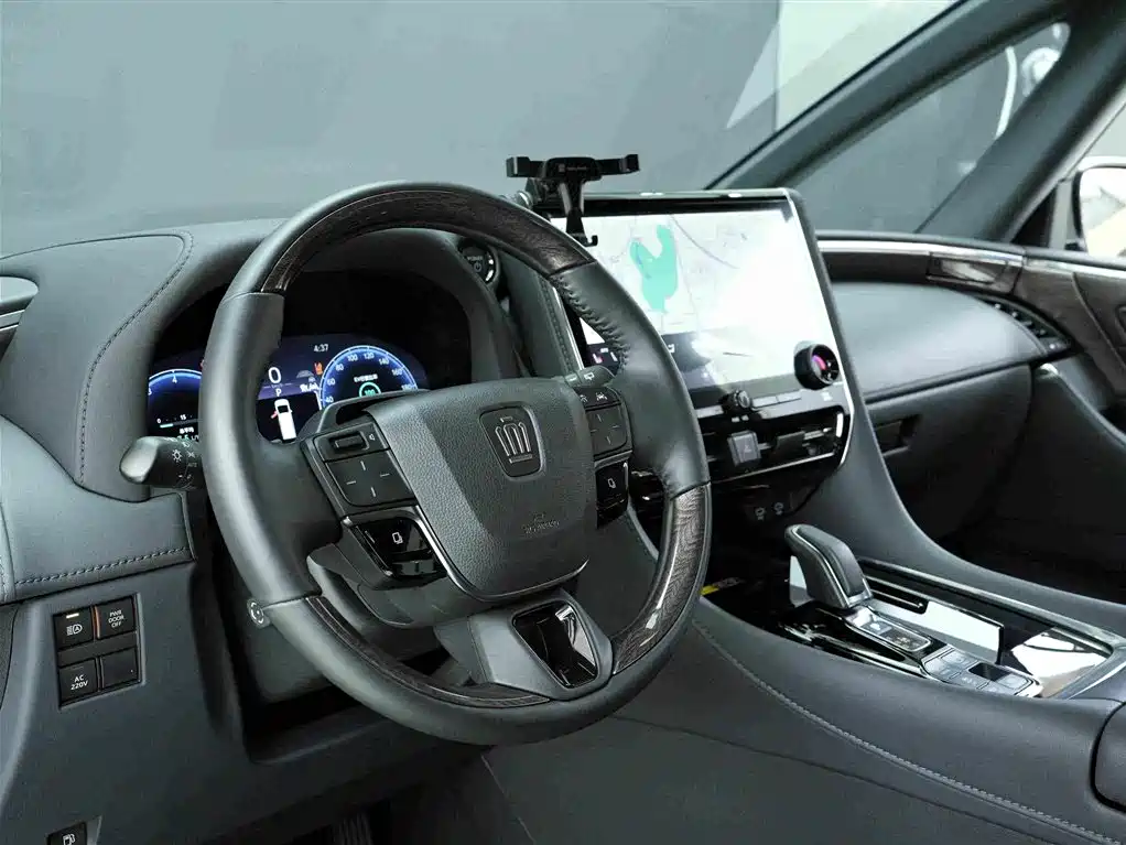 Toyota Vellfire 2024 2024 Crown Hybrid 2.5L Premium Edition
