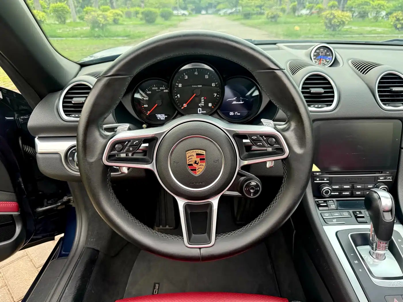 Porsche 718 2018 Boxster 2.0T фото 9