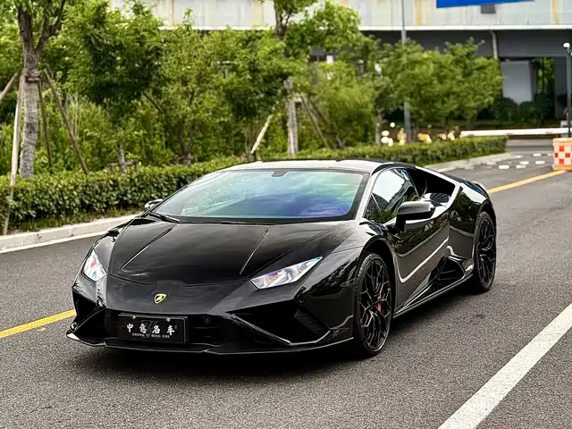 Lamborghini Huracán 2023