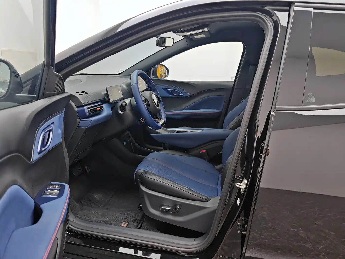 BYD Seagull 2025 305km Freedom фото 14