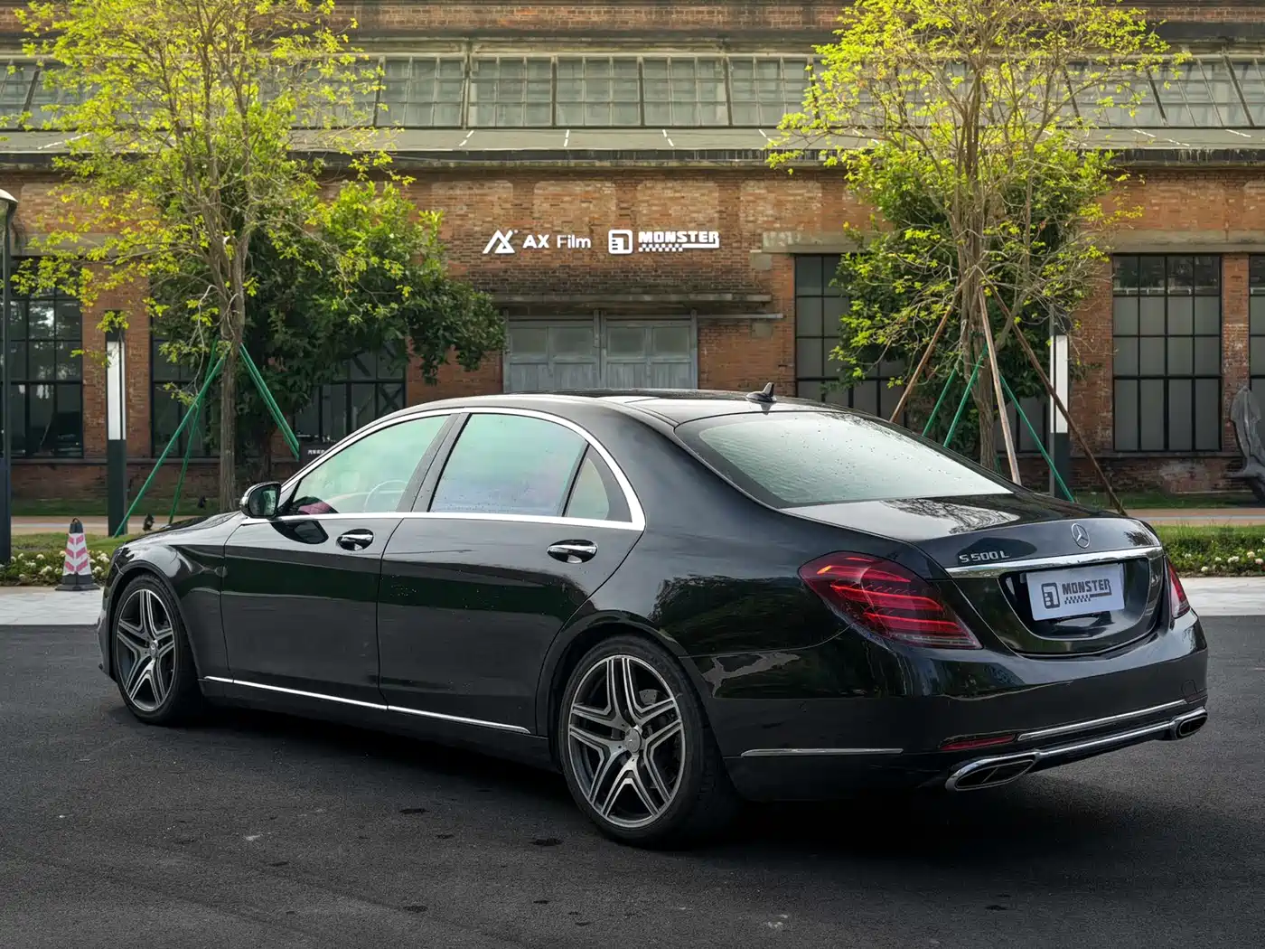 Mercedes-Benz S-Class 2014 S 320 L Business фото 4