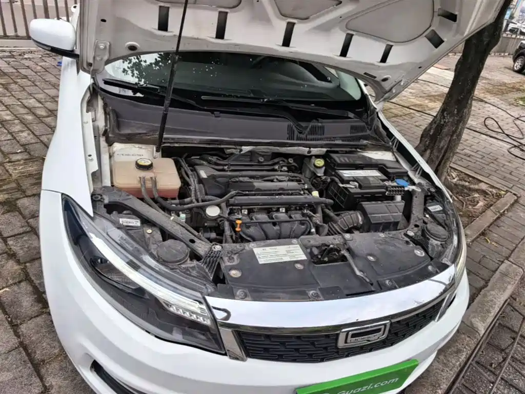 Qoros 3 2019 2018 Sedan 1.6L Auto Leading
