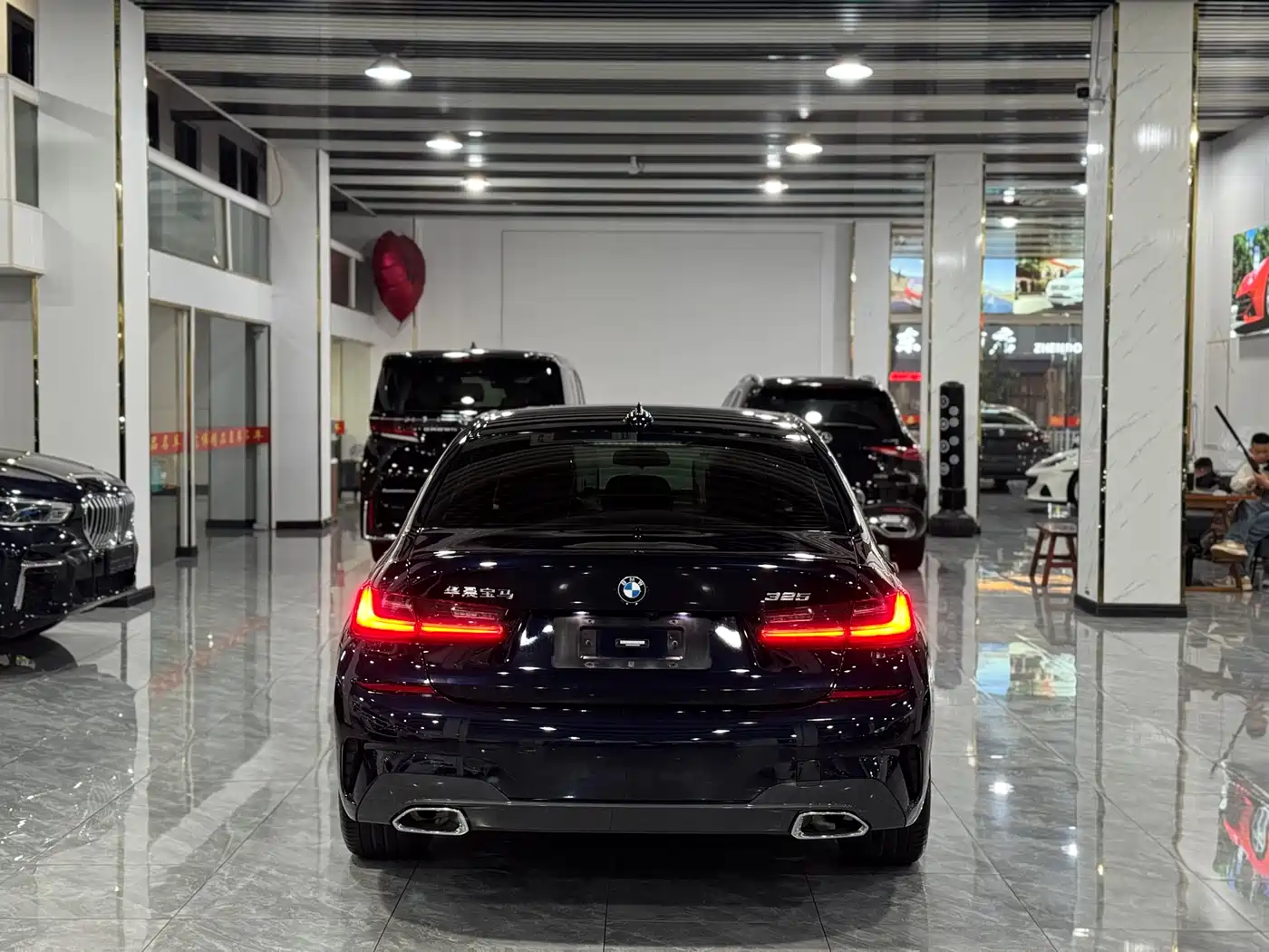 BMW 3-SERIES