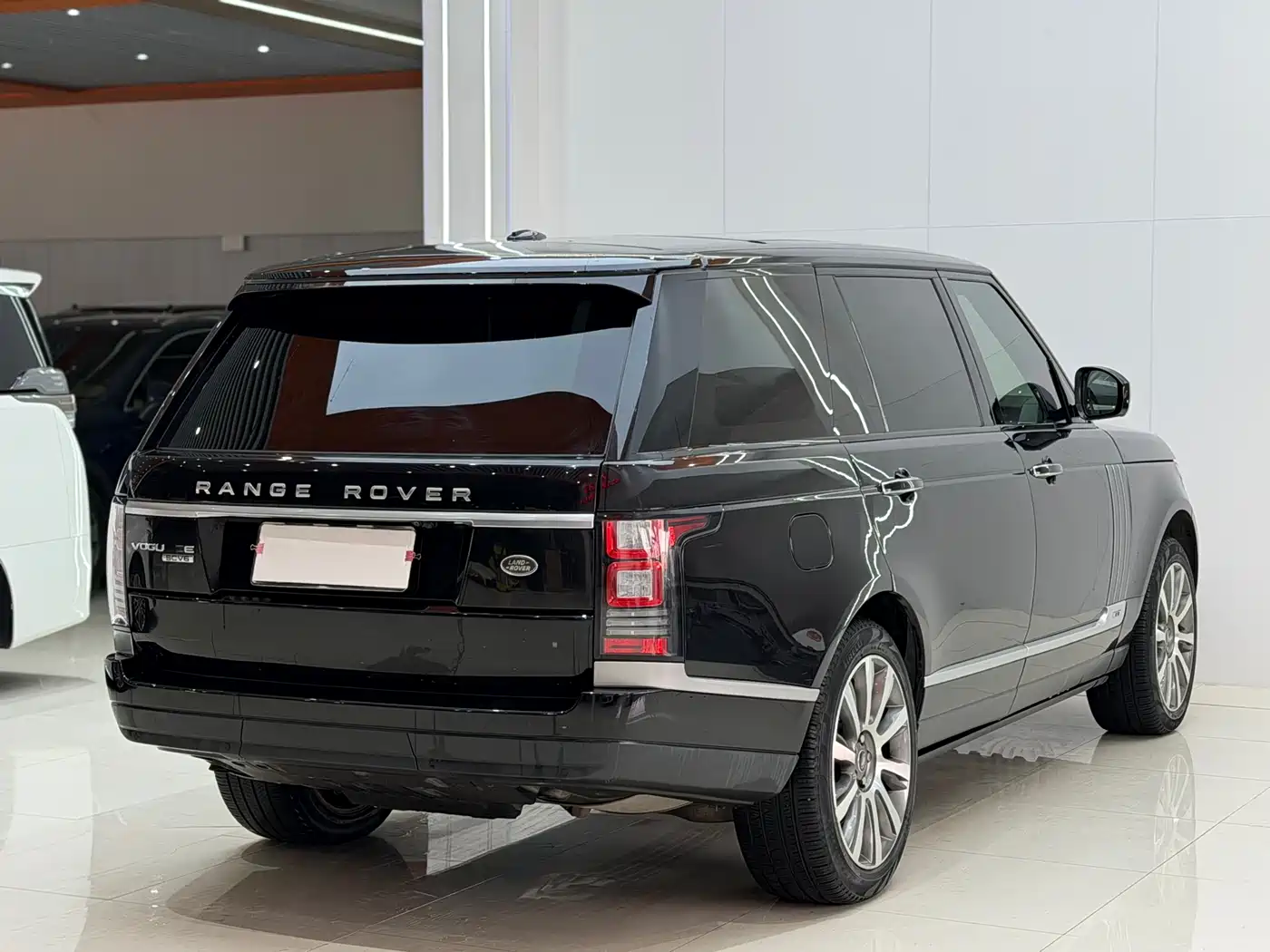 Land Rover Range Rover 2016 3.0 SC V6 Vogue SE Autobiography LWB фото 13