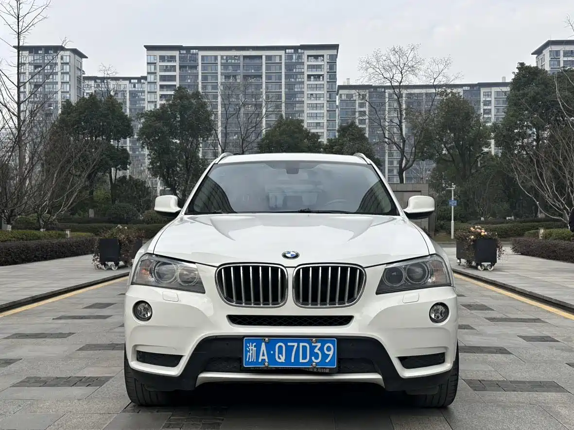 BMW X3 (Import) 2013 xDrive28i Leading фото 2