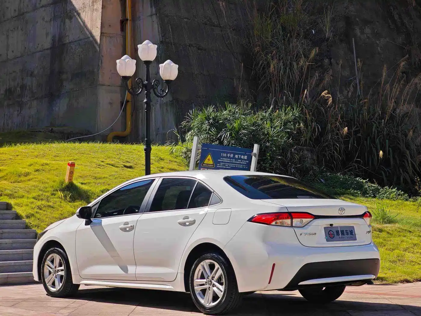 Toyota Levin 2022 Facelift TNGA 1.5L CVT Progressive Edition фото 9