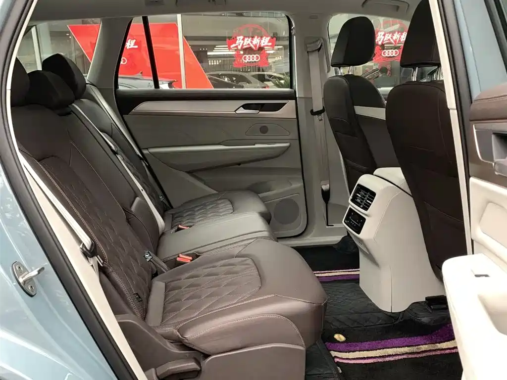 Volkswagen Talagon 2023 380TSI 4WD R-Line Touring Edition фото 14