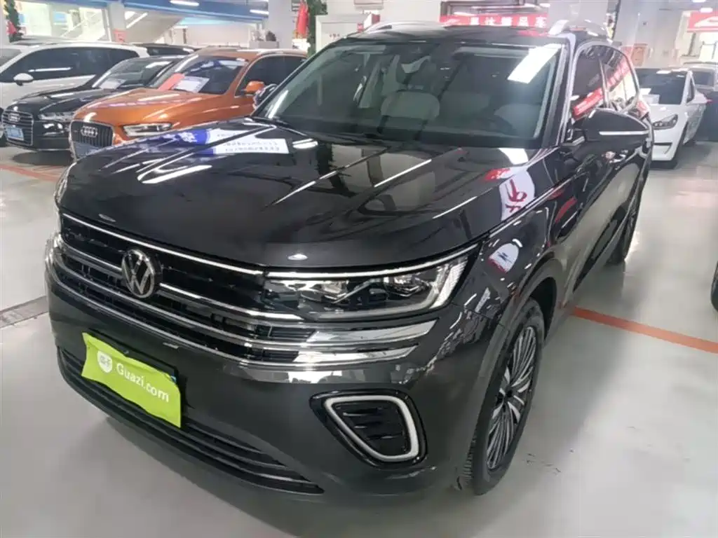 Volkswagen Talagon 2023 330TSI Luxury Touring Edition