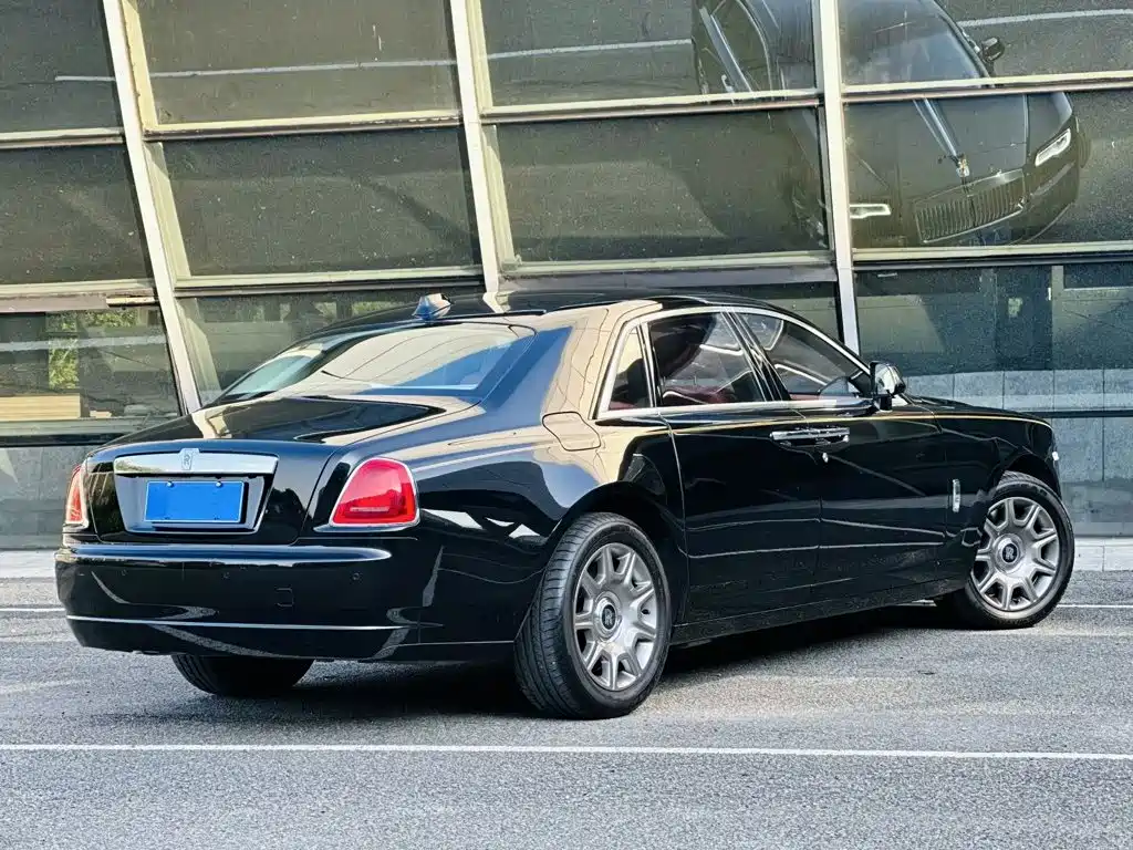 Фото 9 - Rolls-Royce Ghost