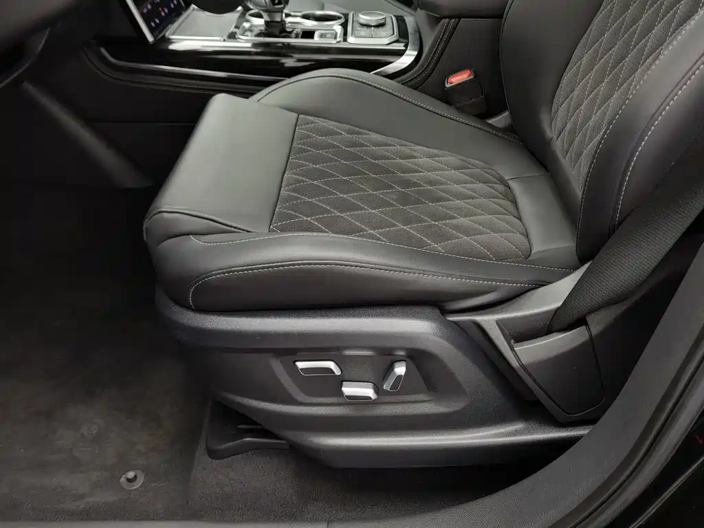 Hongqi HS7 2020 2019 3.0T Automatic 4WD Smart Connection Flag Enjoy Edition