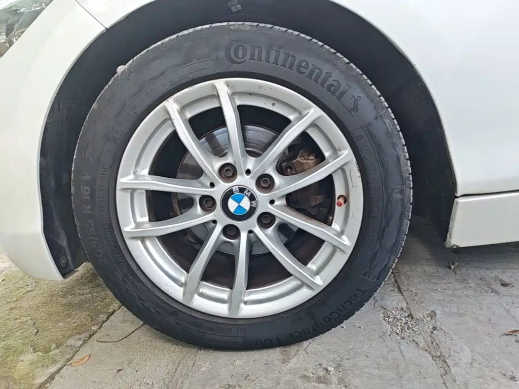 BMW 1 Series (Import) 2019 2018 118i Leading