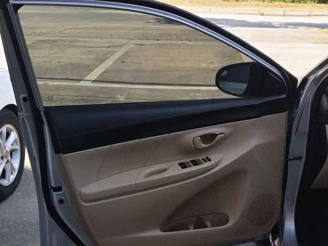 Toyota Vios 2014 1.3L Automatic Stylish Edition фото 8