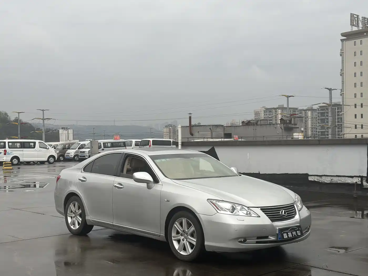 Lexus ES 2010 350 Luxury Edition фото 3
