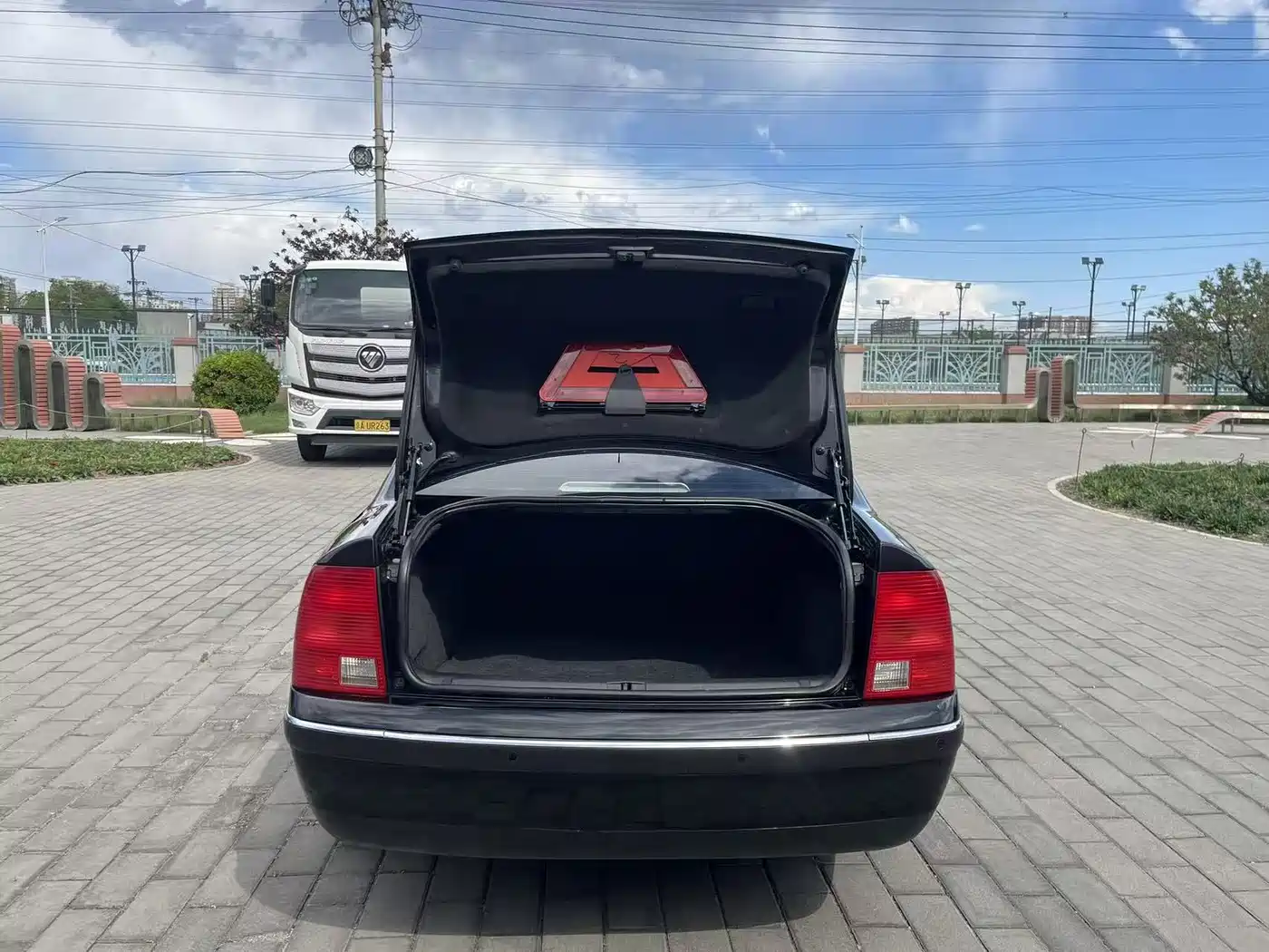 Volkswagen Passat 2005 1.8T Automatic Luxury фото 8
