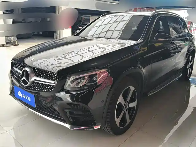 MERCEDES-BENZ GLC
