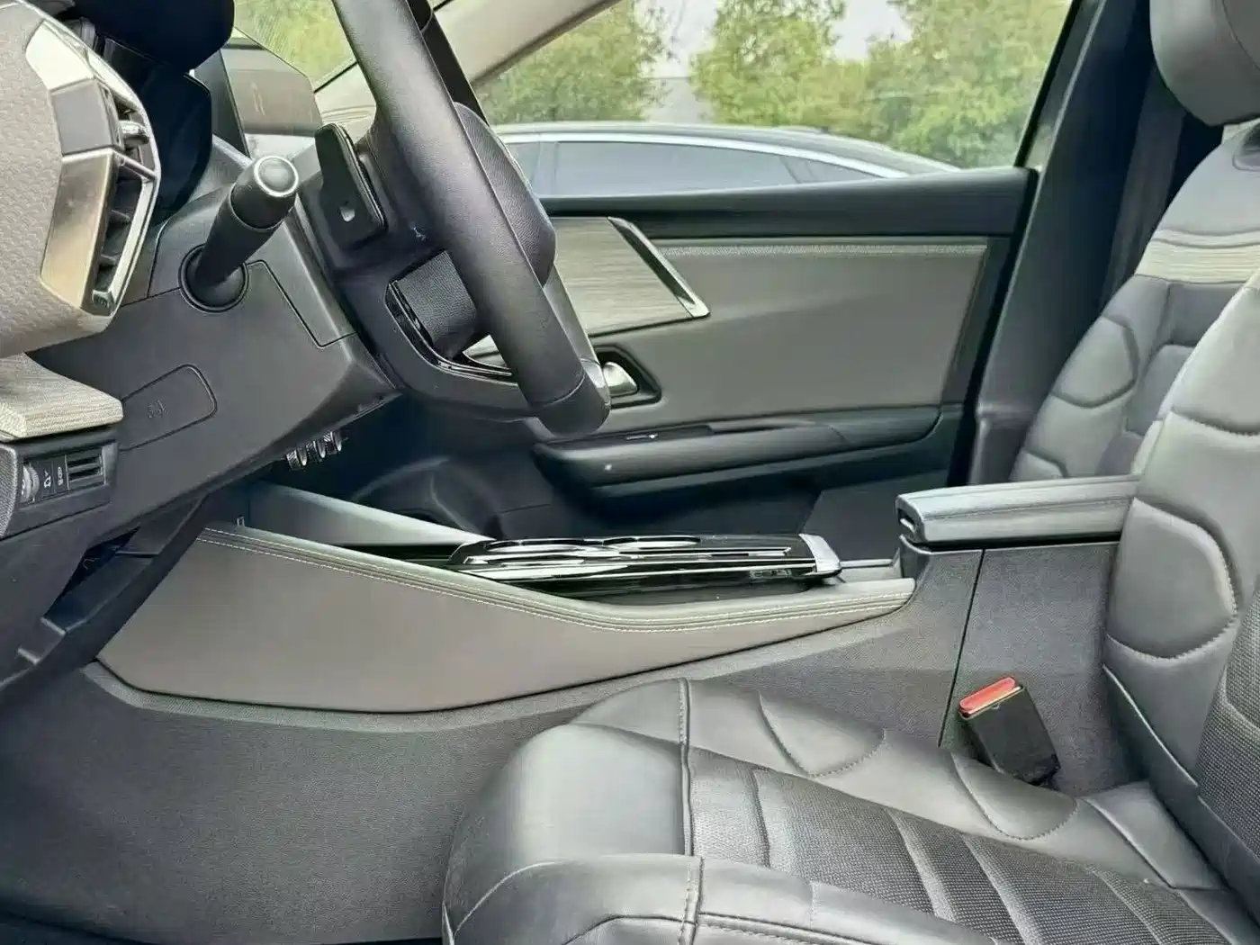 Фото 4 - Citroën Versailles C5 X