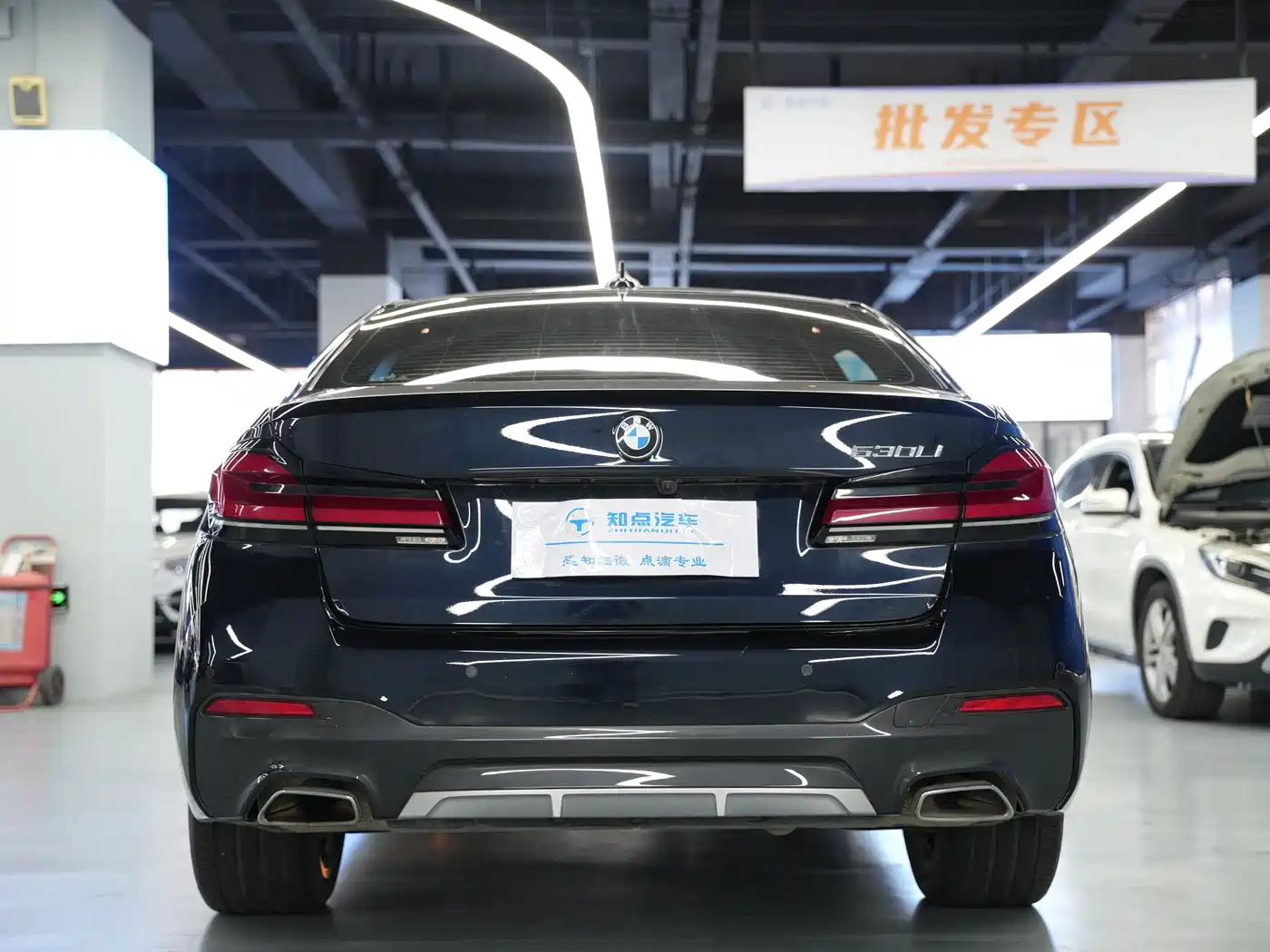 BMW 5 Series 2022 Facelift 530Li Leading M Sport Package фото 22