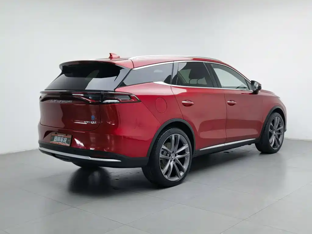 Фото 2 - BYD Tang New Energy