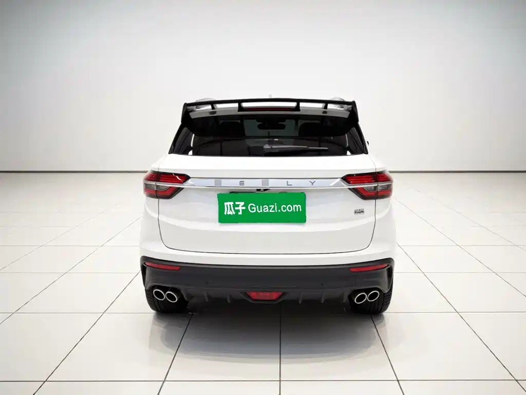 Фото 3 - Geely Binyue