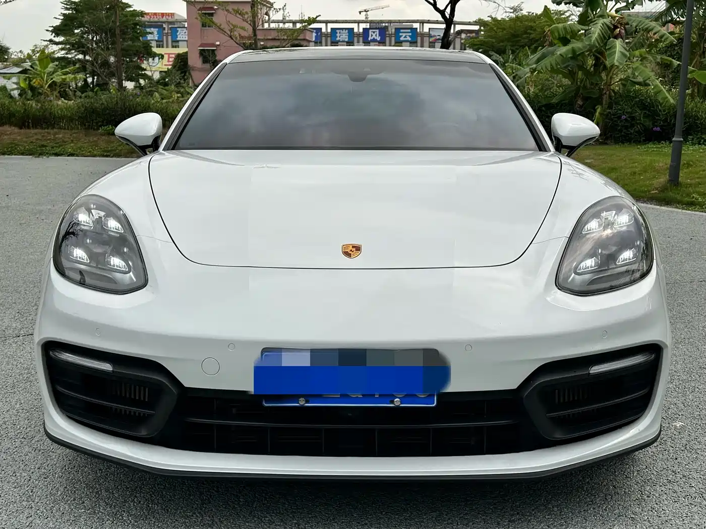 PORSCHE PANAMERA