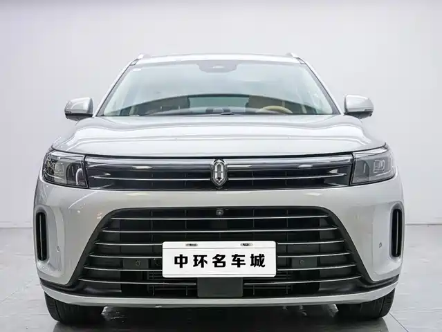 AITO Wenjie AITO M7 2024 1.5T RWD Plus 5-Seater — фото 4
