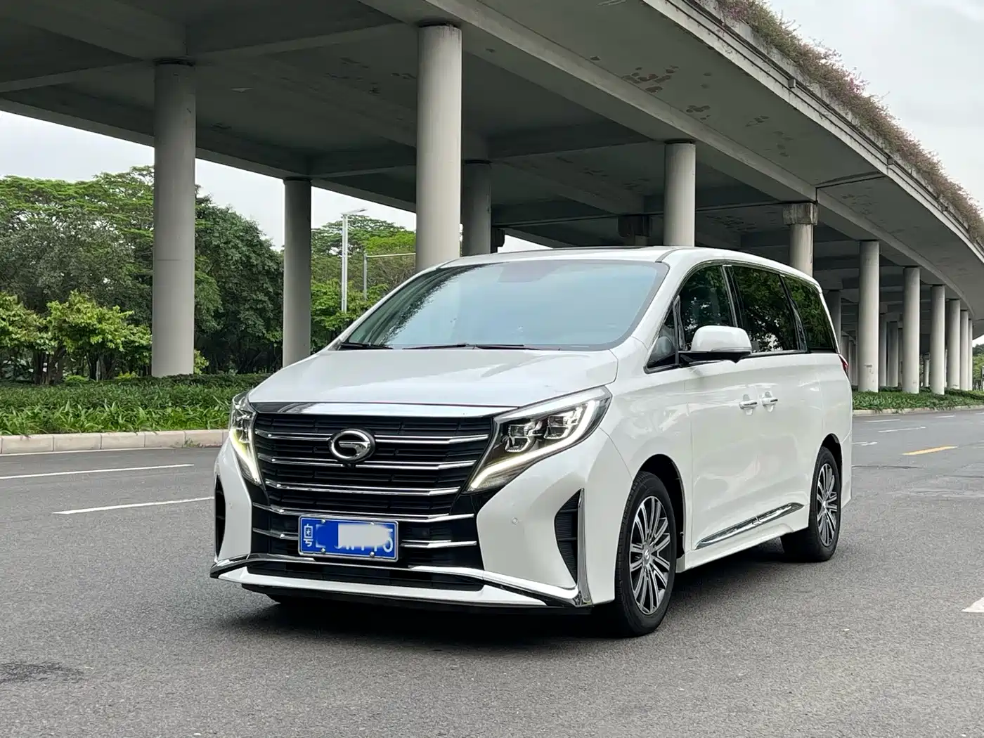 GAC TRUMPCHI M8