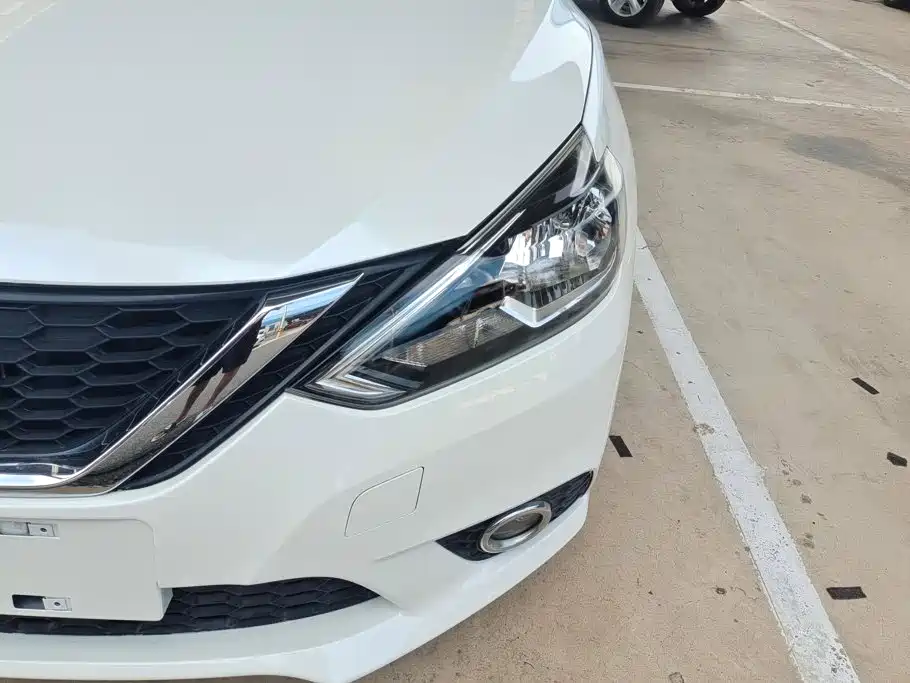 Фото 5 - Nissan Sylphy