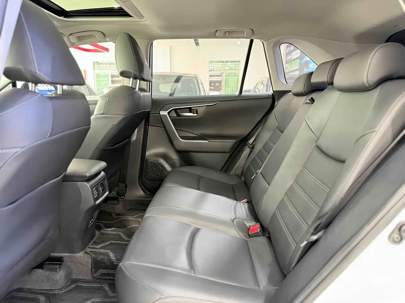 Toyota RAV4 Rongfang 2022 2.0L CVT 2WD Trend Plus Edition фото 6