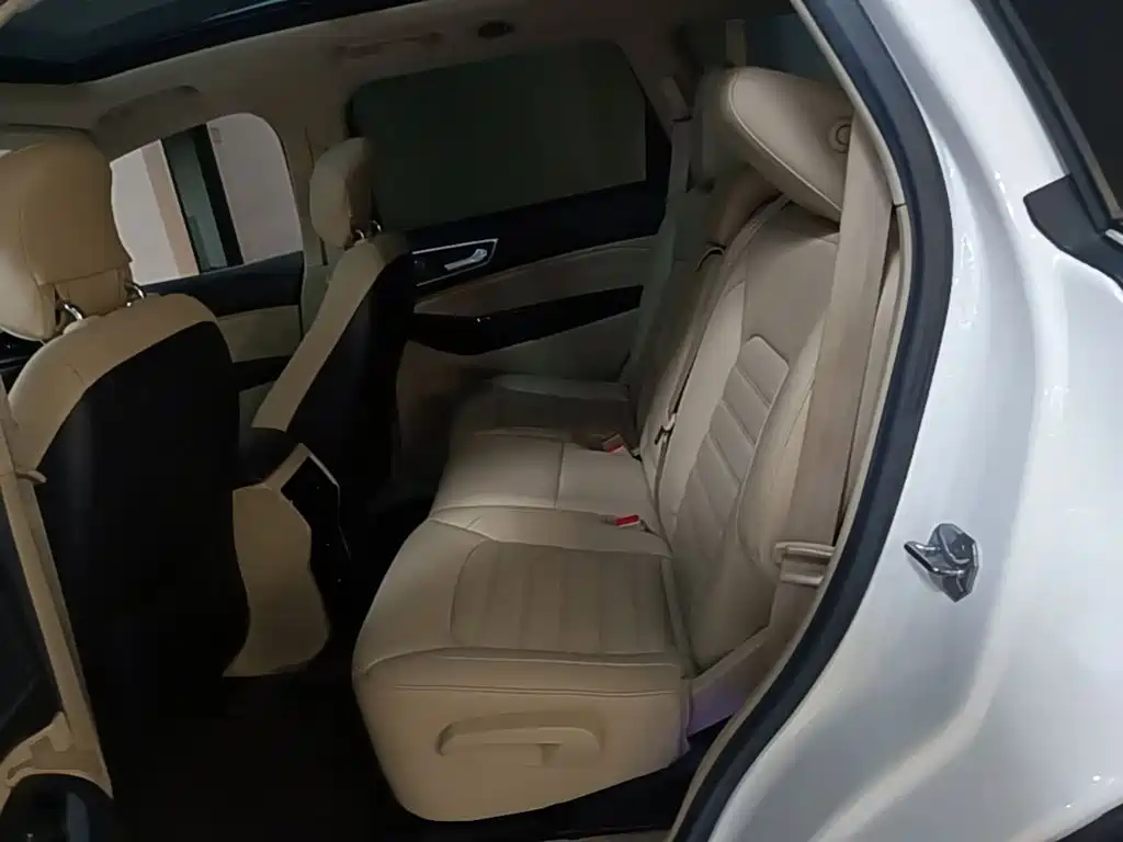 Ford Edge 2015 2015 2.0T GTDi 2WD Luxury