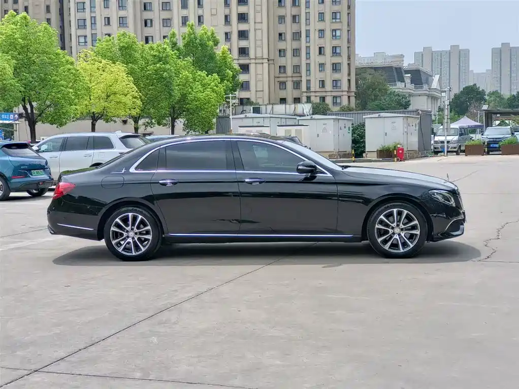 Mercedes-Benz E-Class 2016 E 200 L Sport Type фото 10