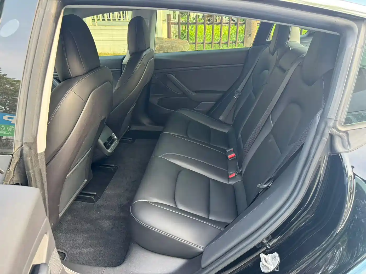 Tesla Model 3 (Import) 2019 2019 Long Range RWD Version