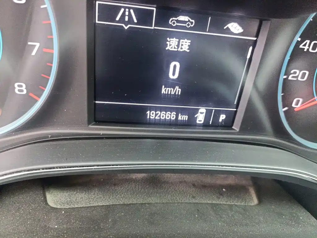 Chevrolet Cruze 2018 2018 Hatchback 320 Automatic Pioneer Sunroof Edition