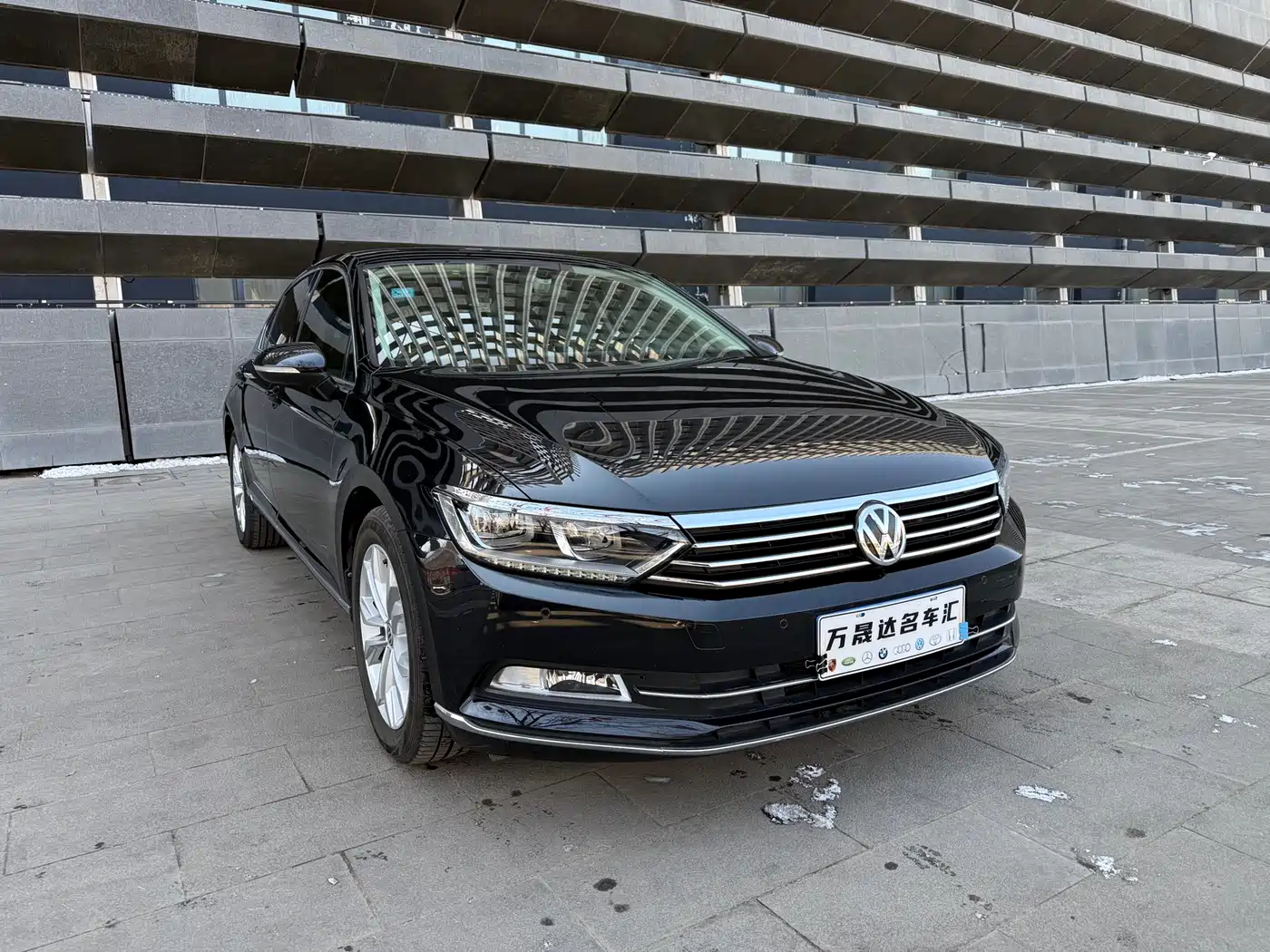 Volkswagen Magotan 2018 330TSI DSG Luxury фото 3