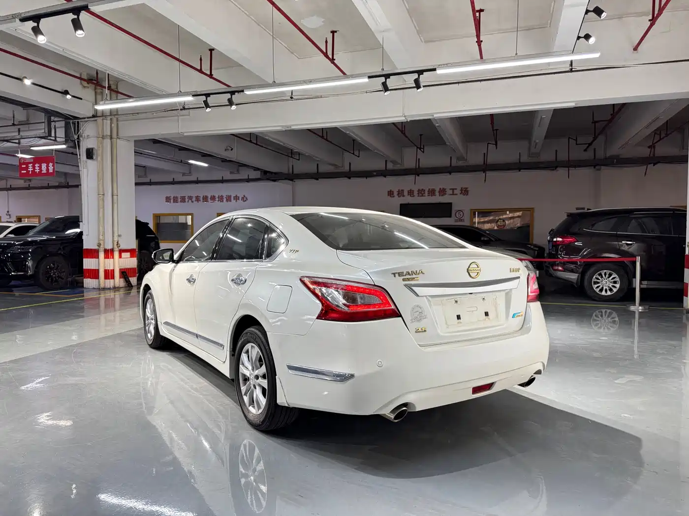 Фото 5 - Nissan Teana