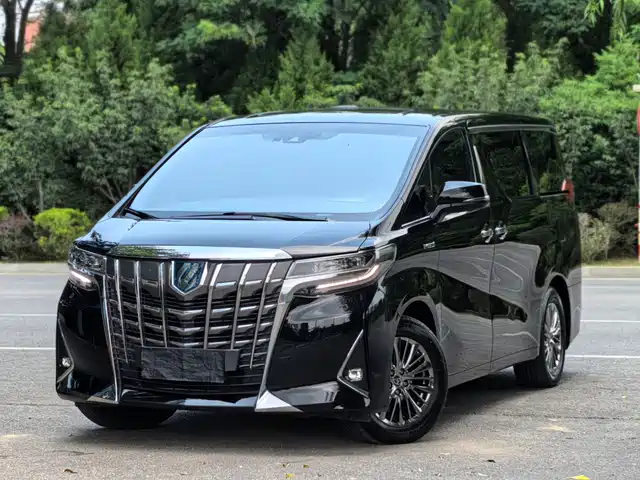 Toyota Alphard 2023