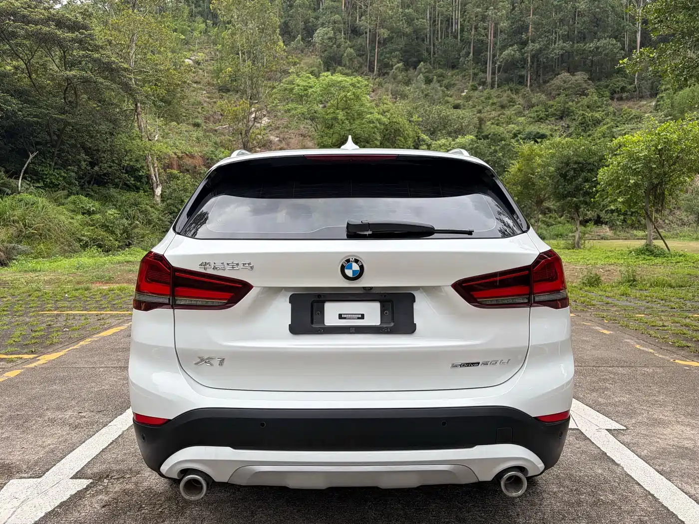 BMW X1 2022 sDrive20Li Fashion фото 8