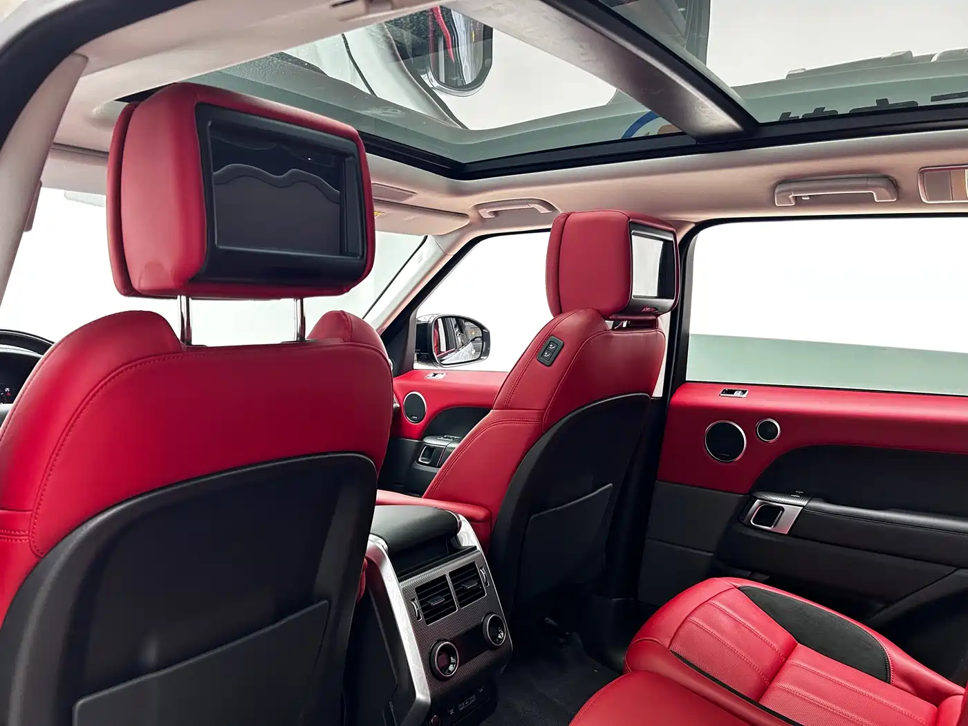 Land Rover Range Rover Sport 2021 3.0 L6 Gloss Black Edition фото 20